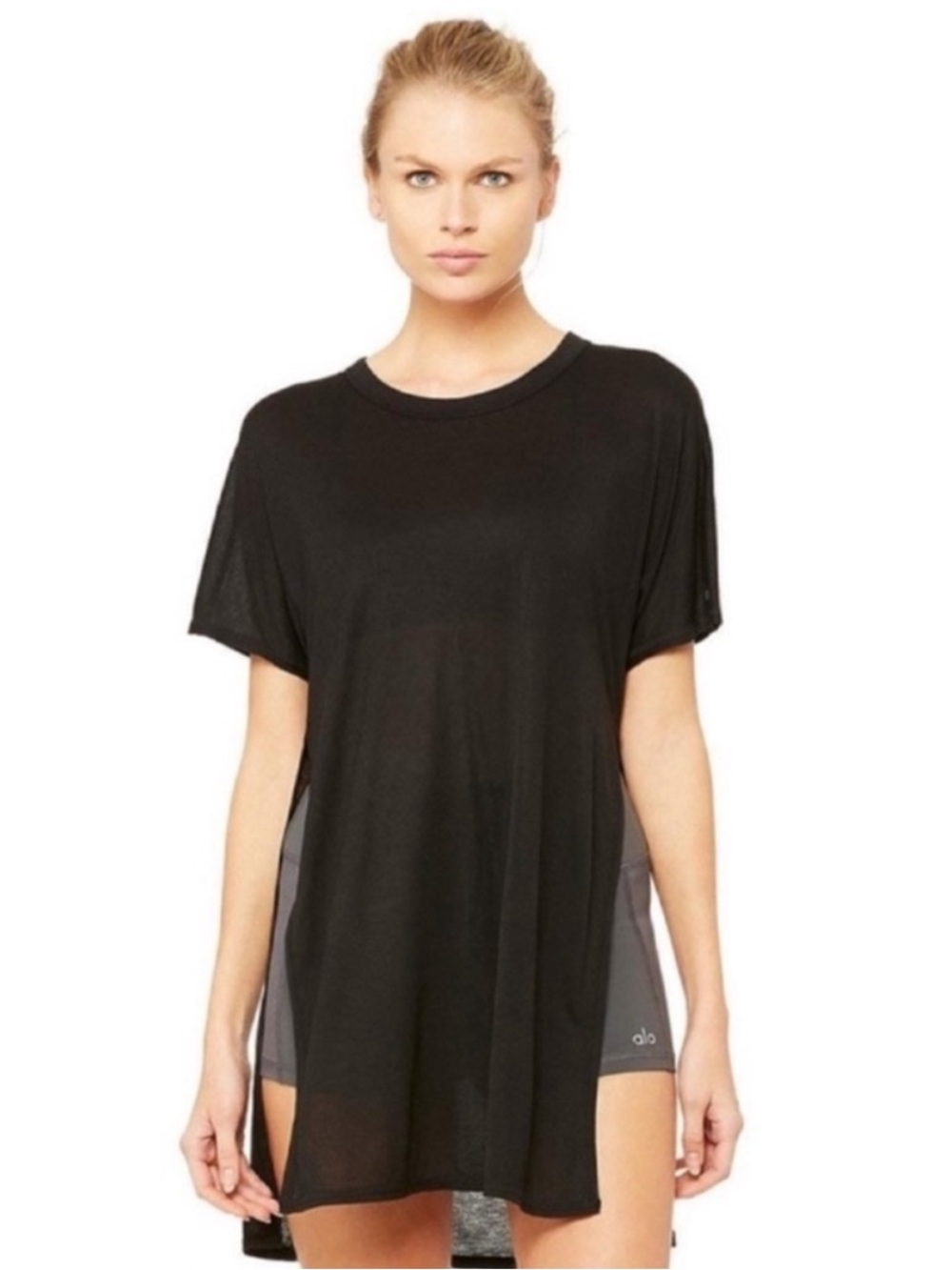 Alo Yoga Dreamer Split Side Short Sleeve Tunic size Medium Black